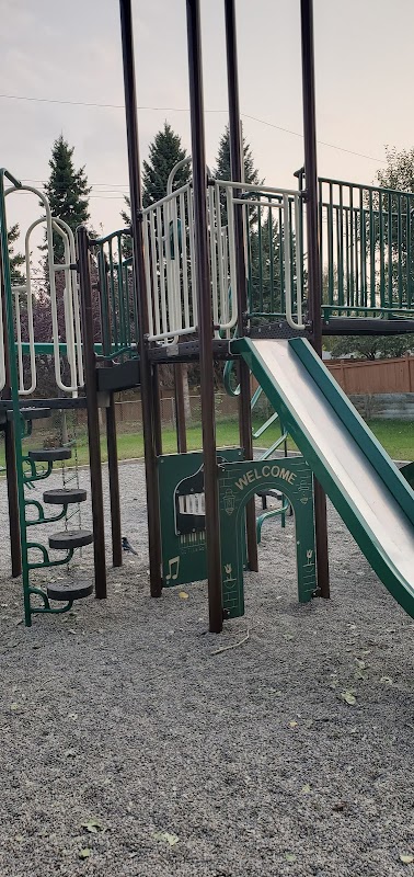 Playground, Kingsland