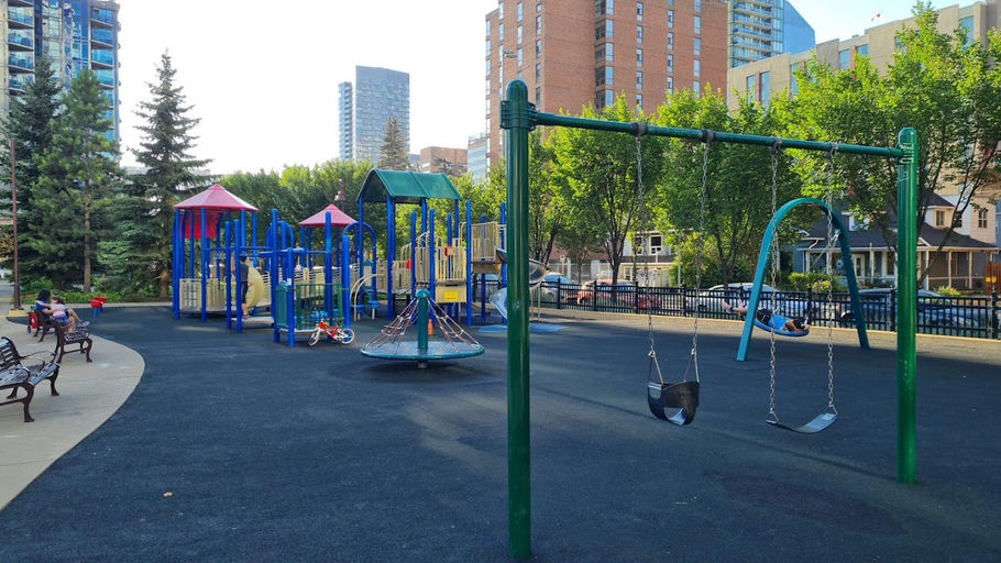 Playground, Beltline