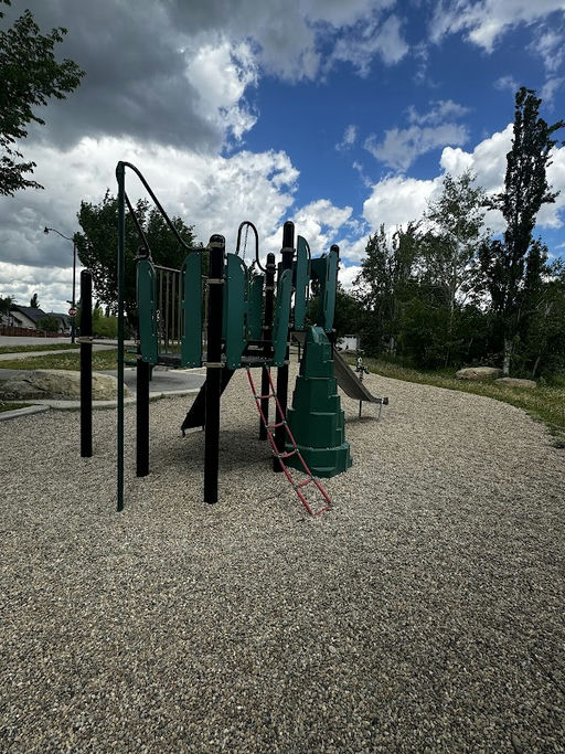 Playground, Cougar Ridge