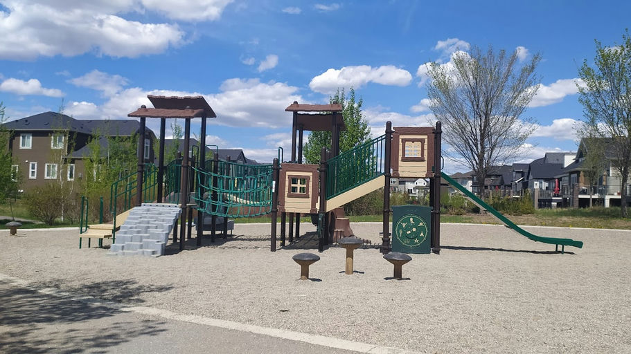 Cranbrook Dr SE Playground