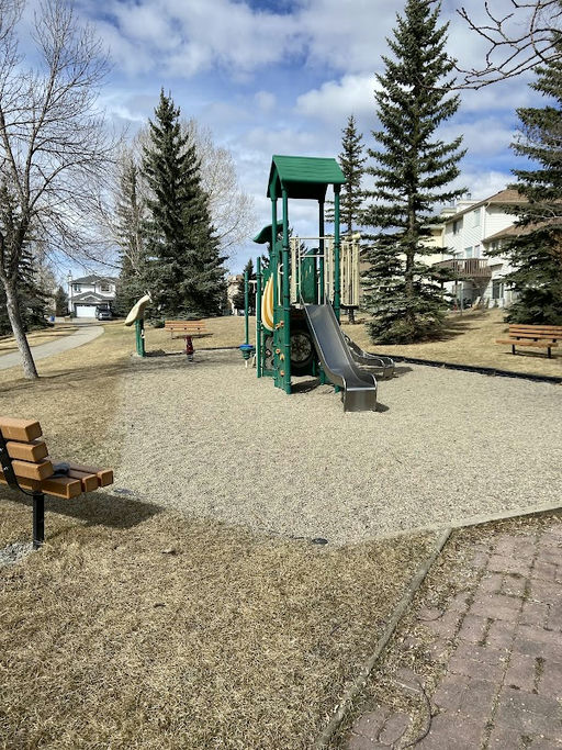 Scanlon Gr NW Playground