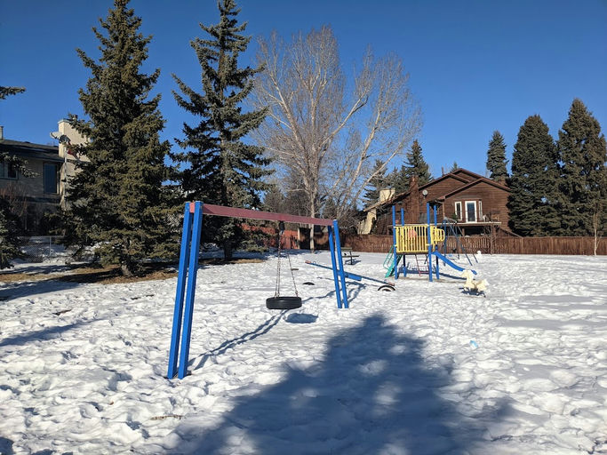 Ranchridge Dr NW & Ranchridge Rd NW