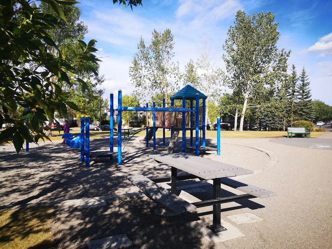 Playground, McKenzie Towne