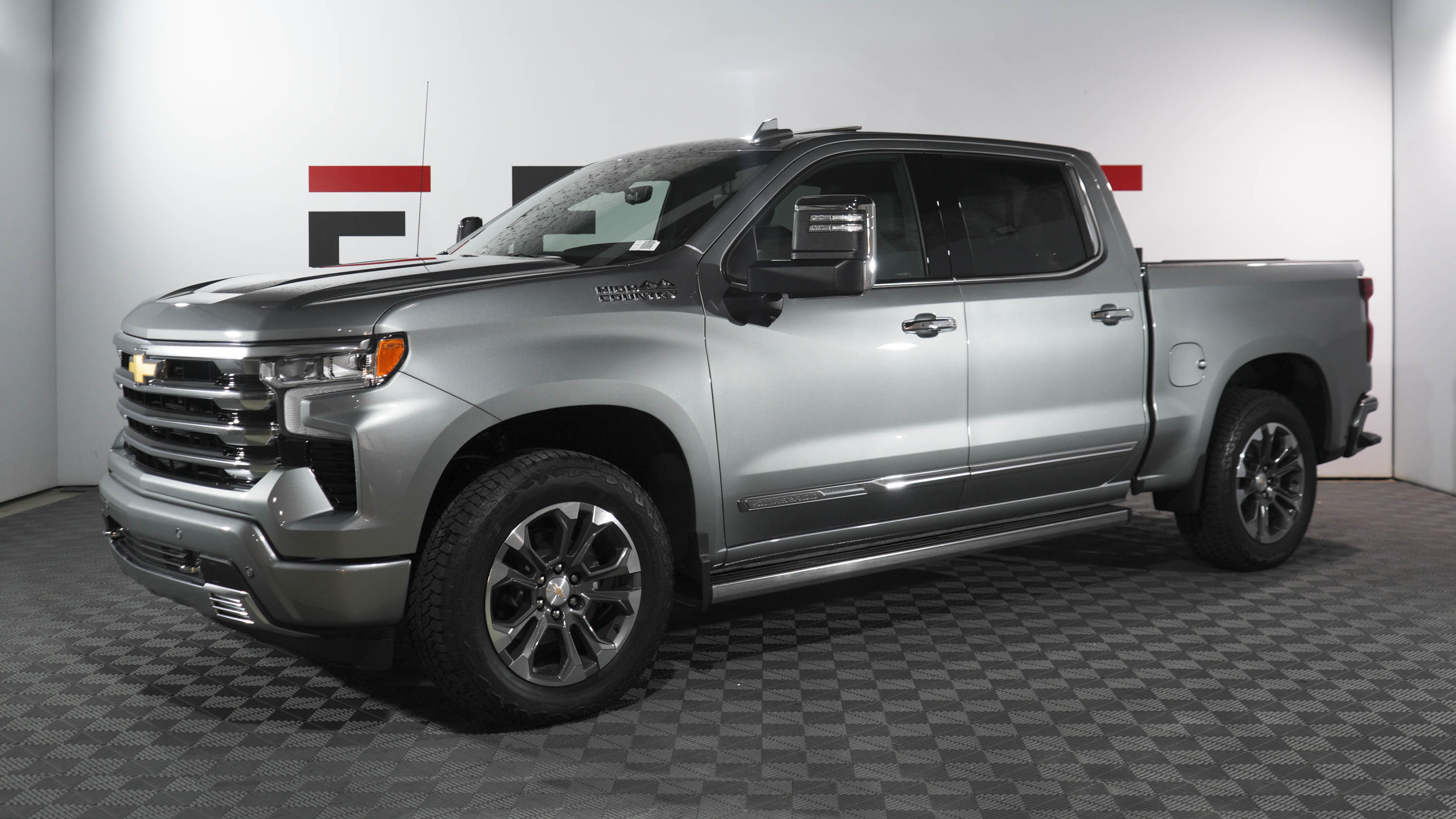 chevrolet SILVERADO HIGH COUNTRY AT