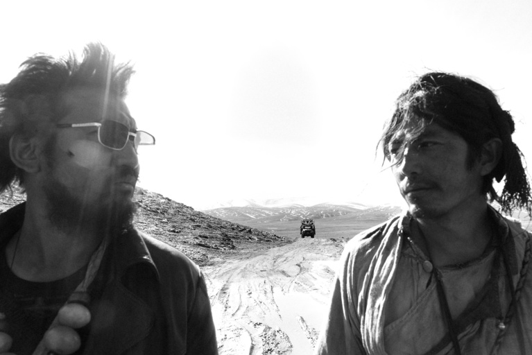 © SHANGHAI BLOSSOMS LANE PICTURES LTD