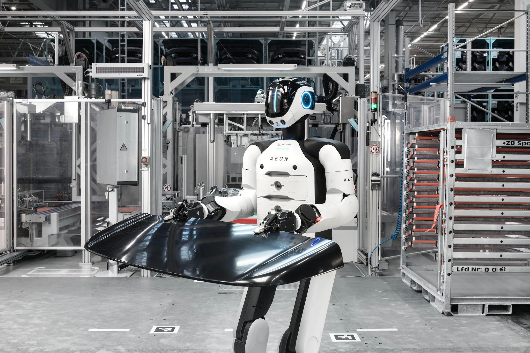 BMW implementará robots humanoides en fábricas europeas para optimizar la producción