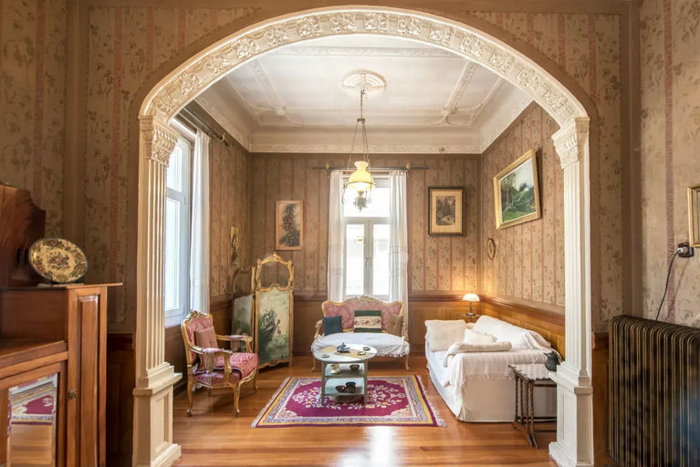 3-Bedroom Neoclassical Apartment in Pagkrati, Athens