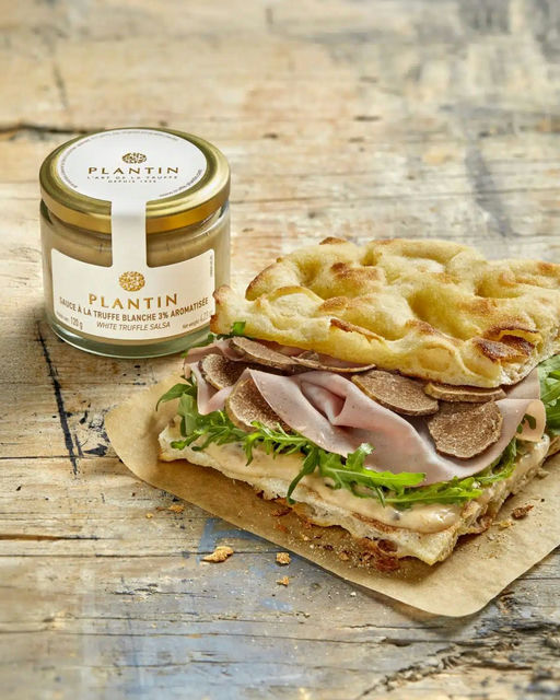 Focaccia mit weißer Trüffelsauce