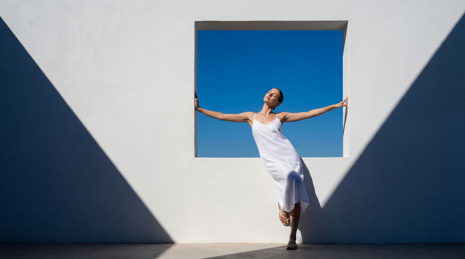 Model in White Plaster Opening