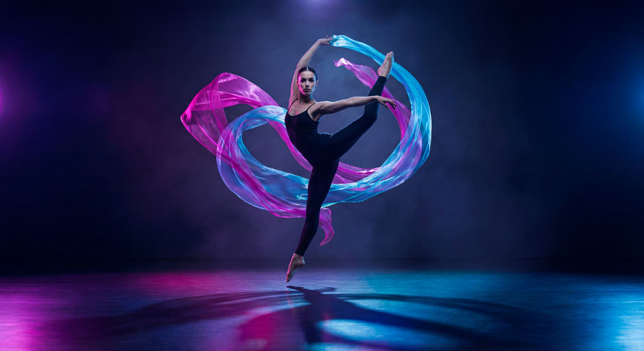 Elegant Dancer Silk Halo Studio