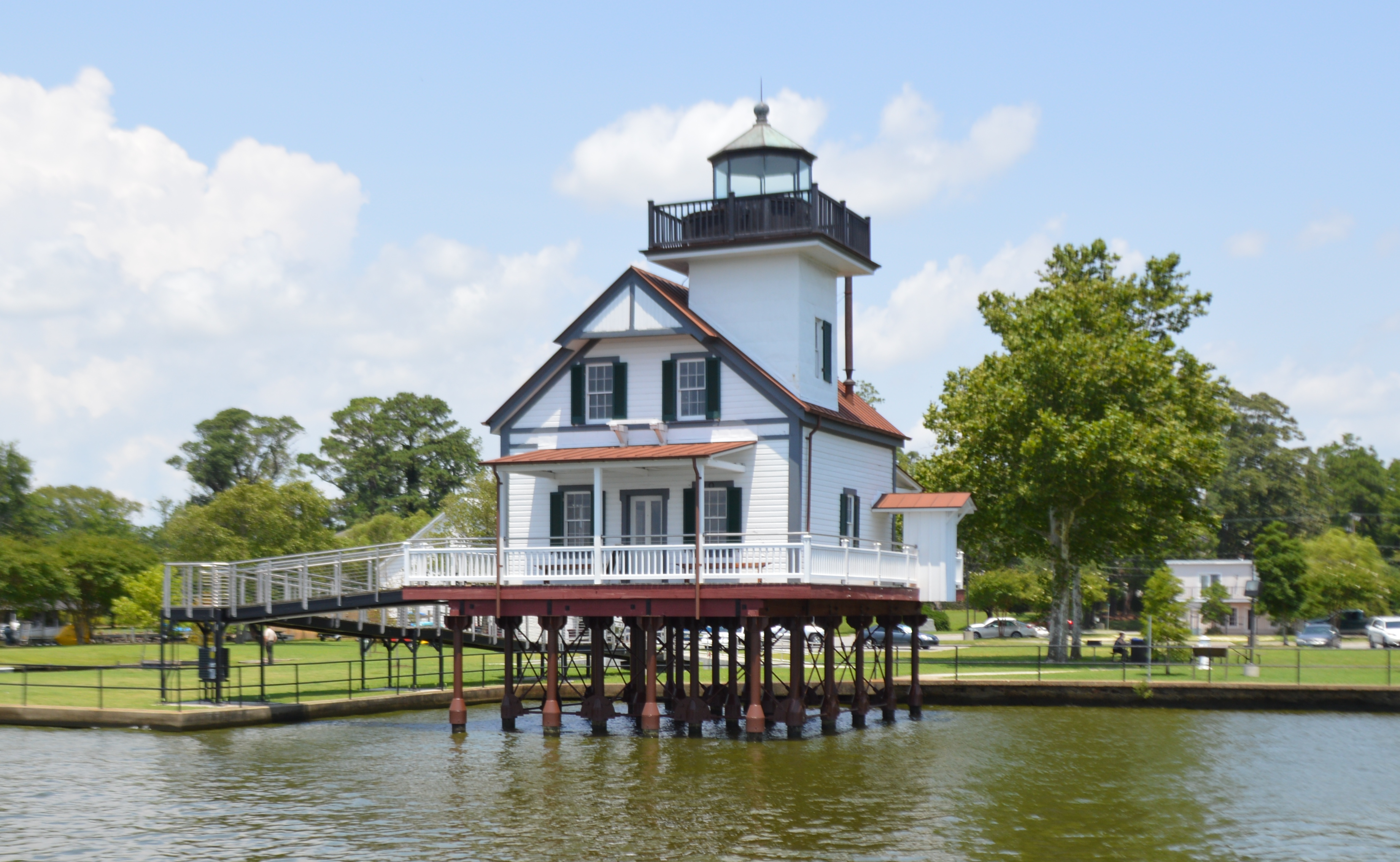 Roanoke River Lighthouse