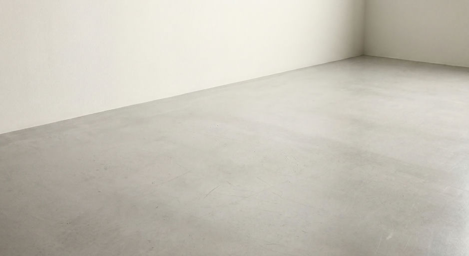 Minimalist Light Grey Studio Floor