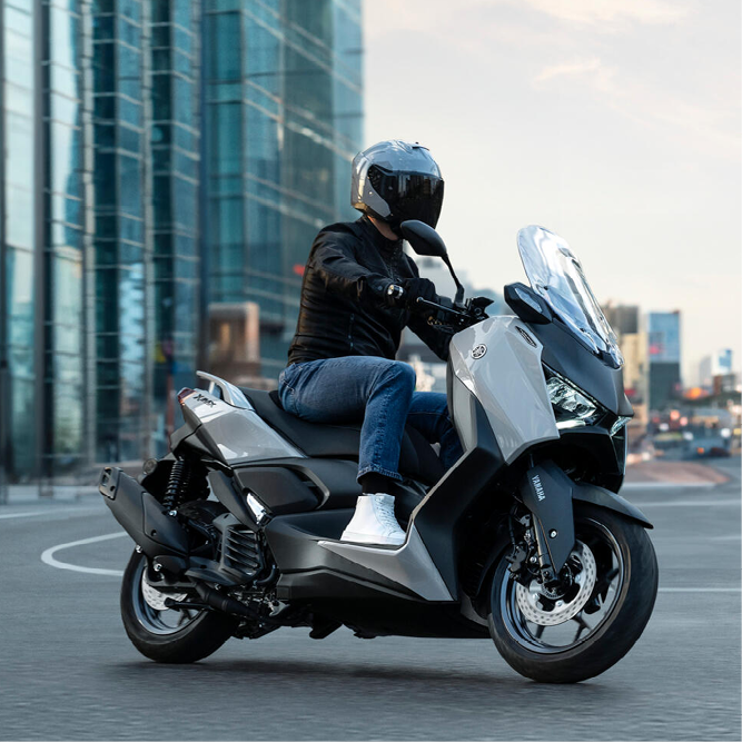 Yamaha XMAX 125 TECH MAX+