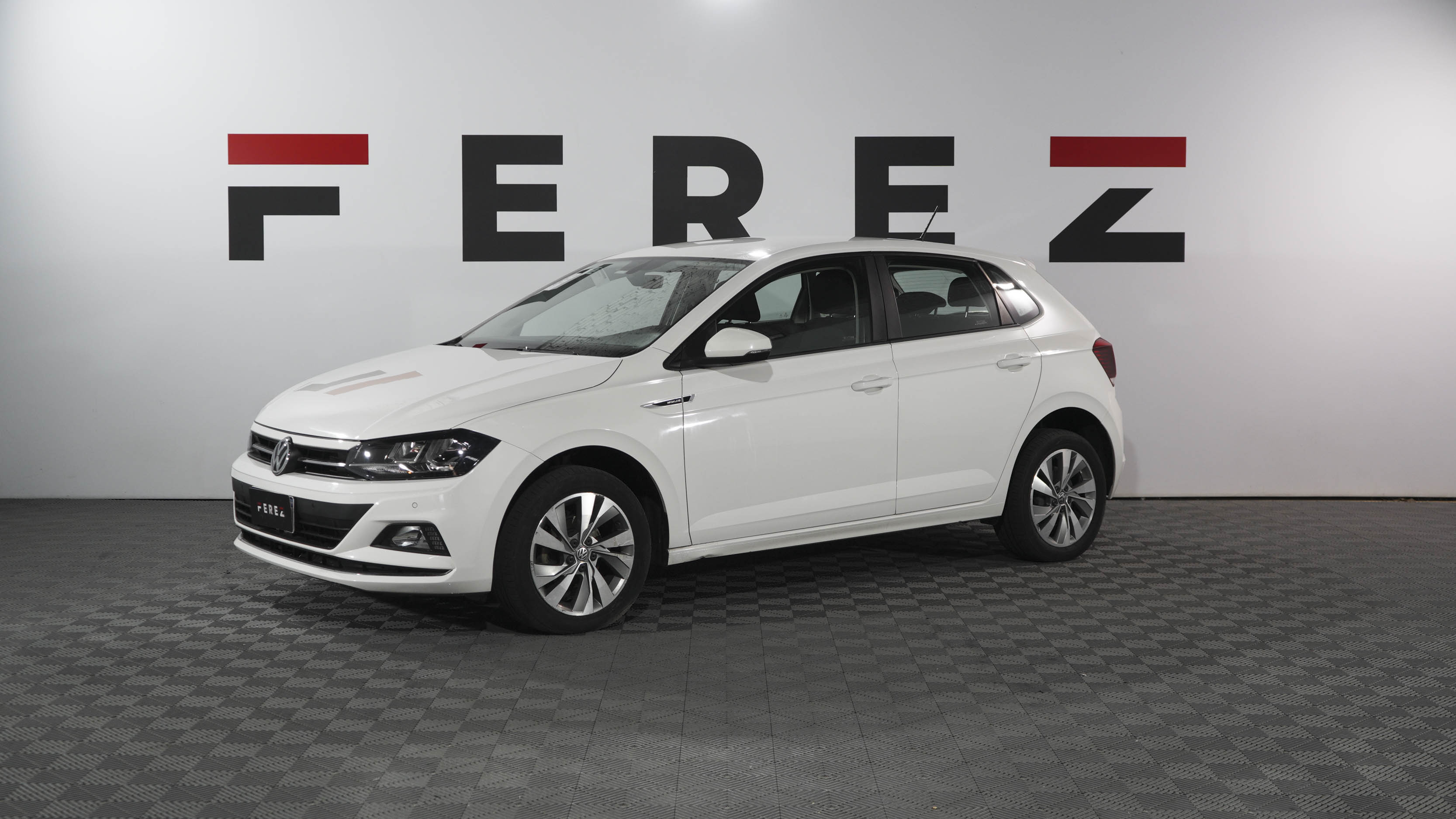 volkswagen POLO 1.6 HIGHLINE AT
