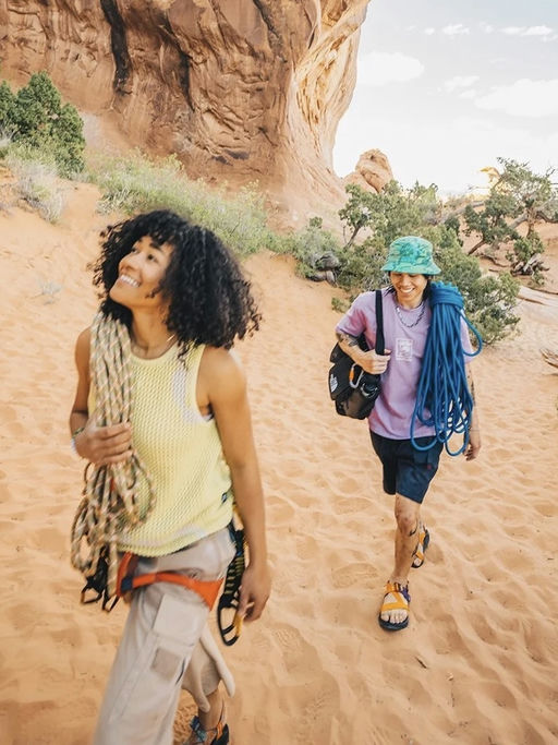 【完全贴合脚型】【全家凉鞋安排上】