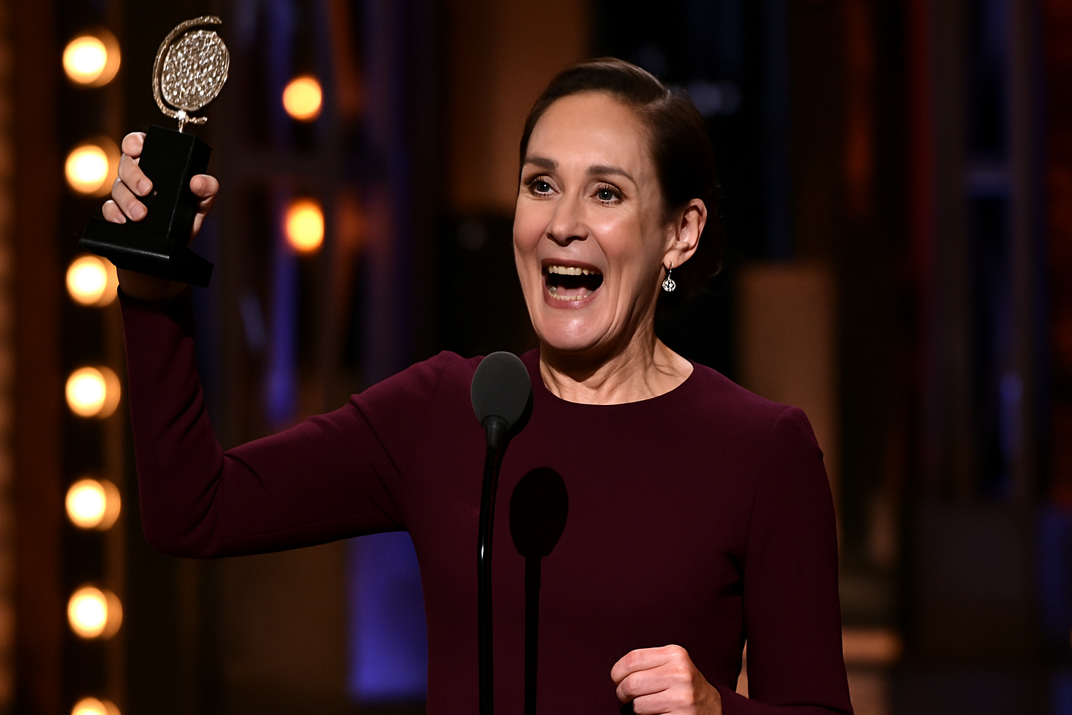 laurie metcalf