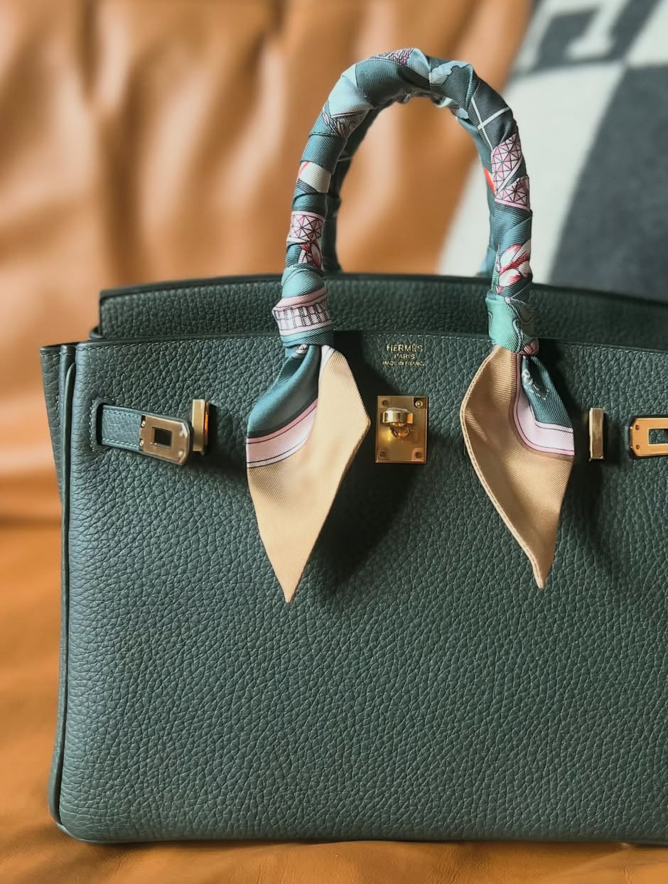 A photo of a Hermes Birkin Green YGH Handbag Insurance