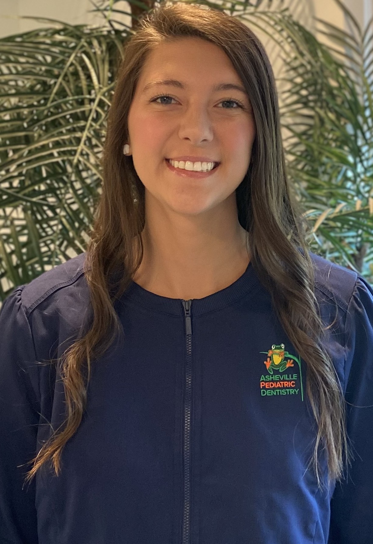 BRANDELYN - DA II headshot Asheville Pediatric Dentistry (828) 277-6788