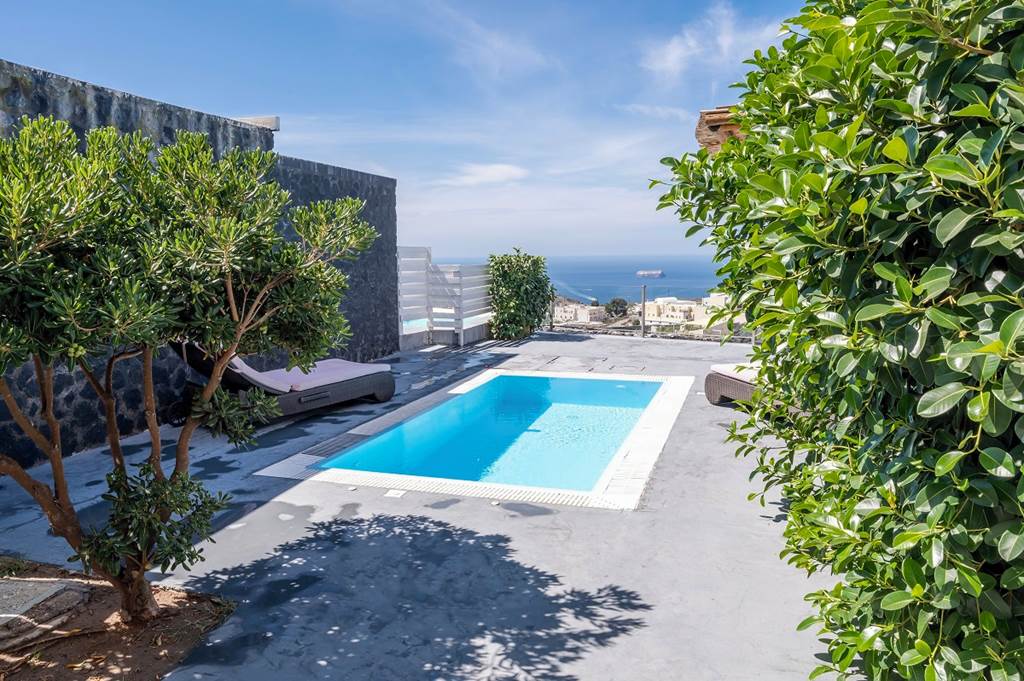 JTR_85364_Smy_Santorini_Suites_&_Villas_0423_12.jpg