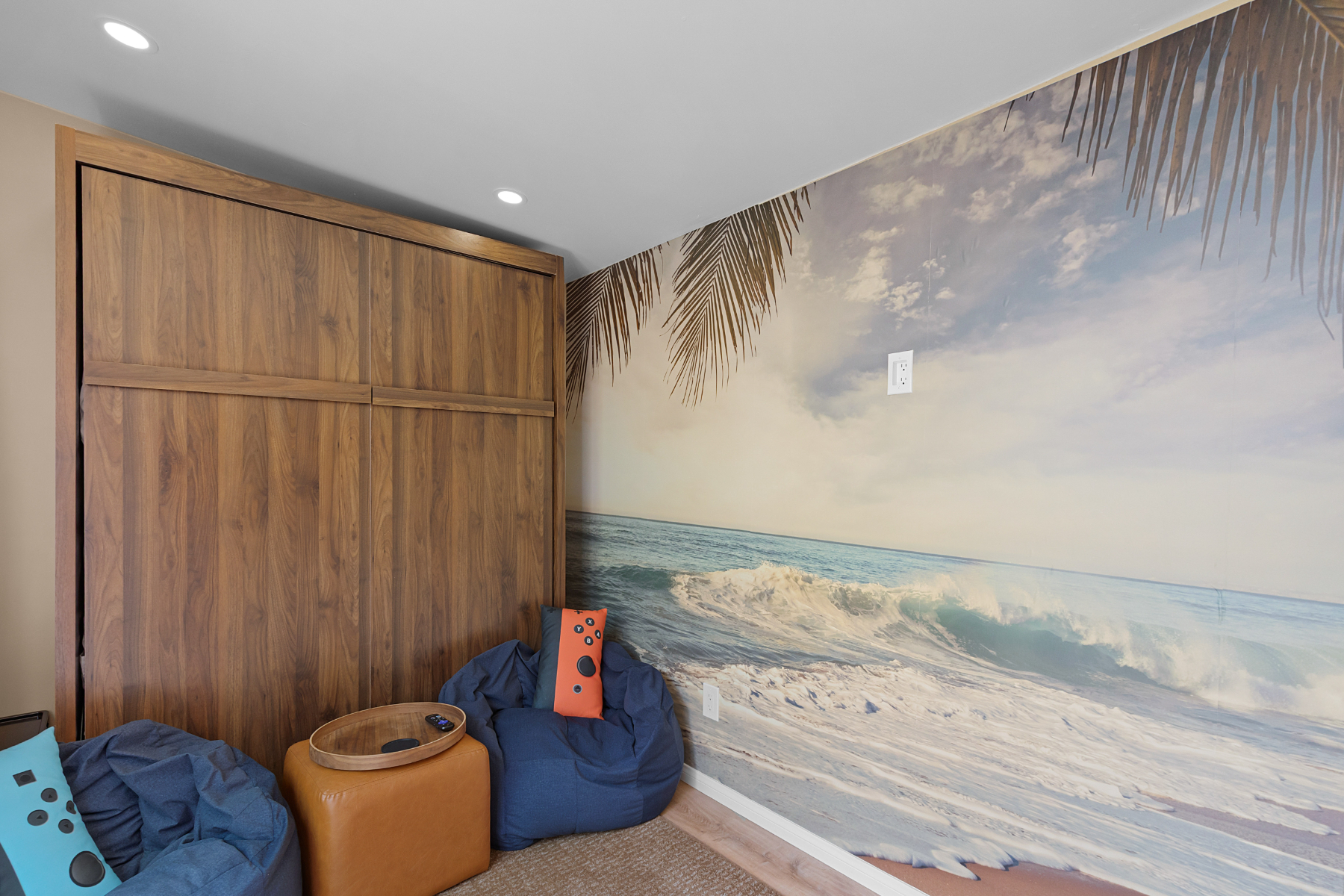 4th Bedroom Murphy Bed Up