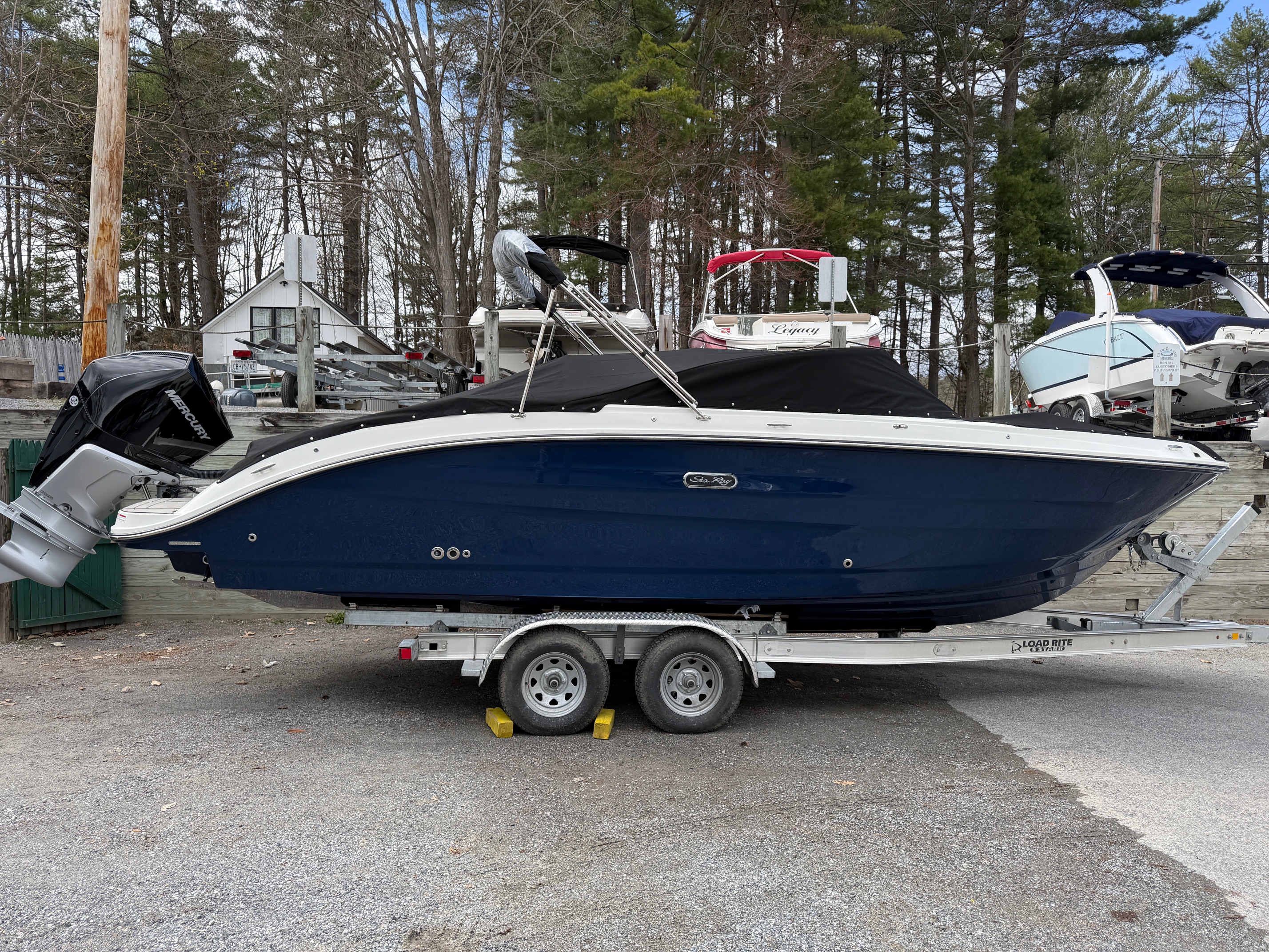 2026 Sea Ray SDX 250 OB