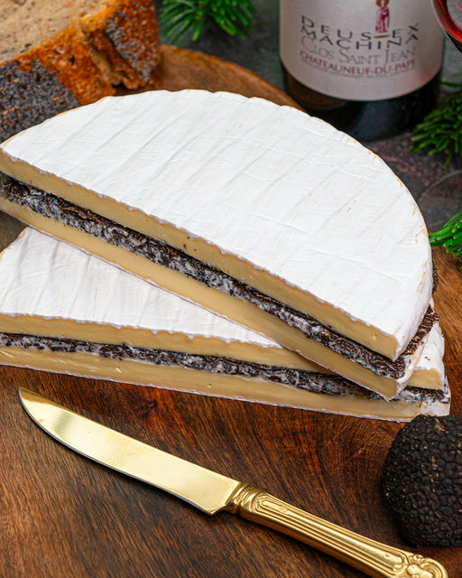 Brie truffé à la truffe noire fraîche