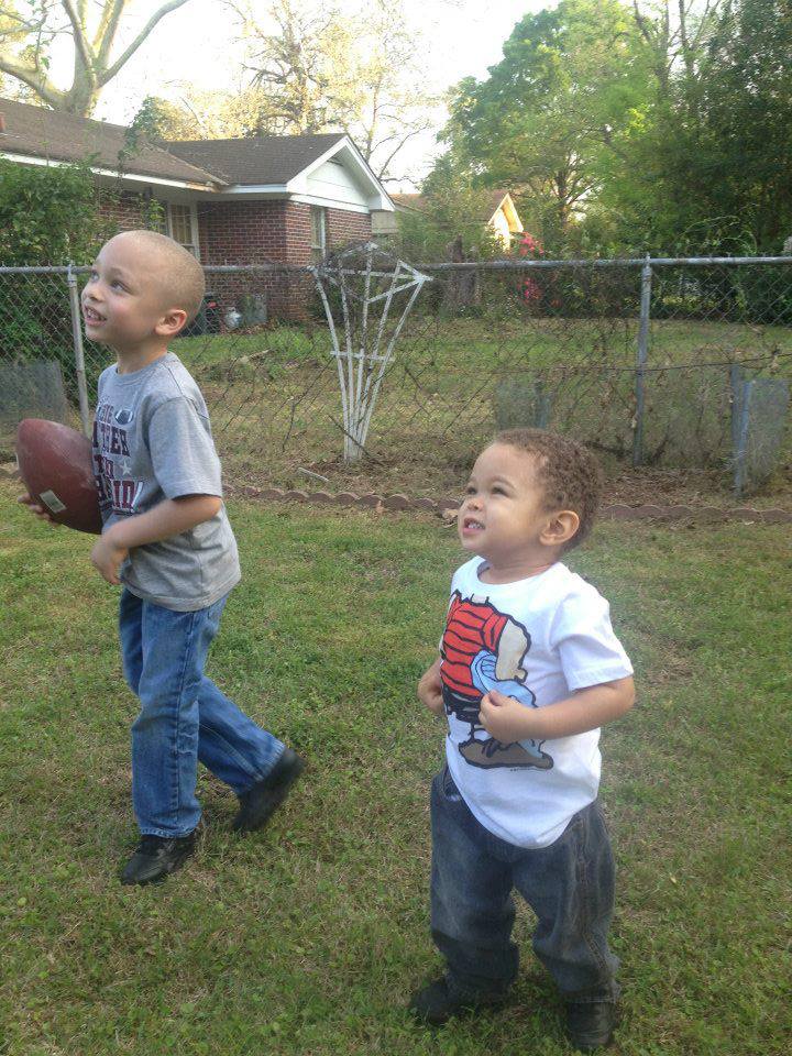 Helping Hands & Peace Of Minds LLC