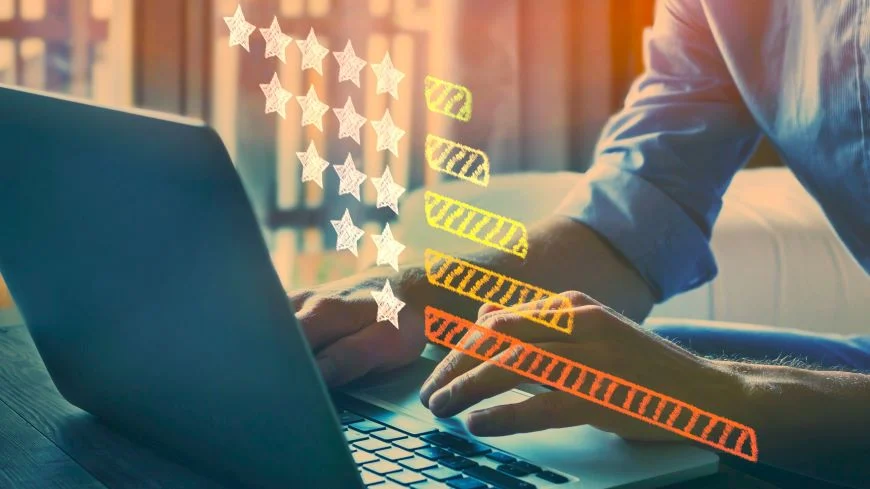 Financial Market Monitoring through Complaints Data Analysis 