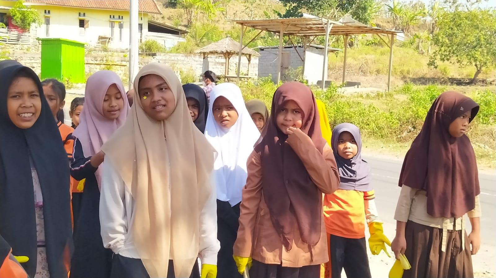 Breaking Chains: Scholarships for the Children of Illegal Miners