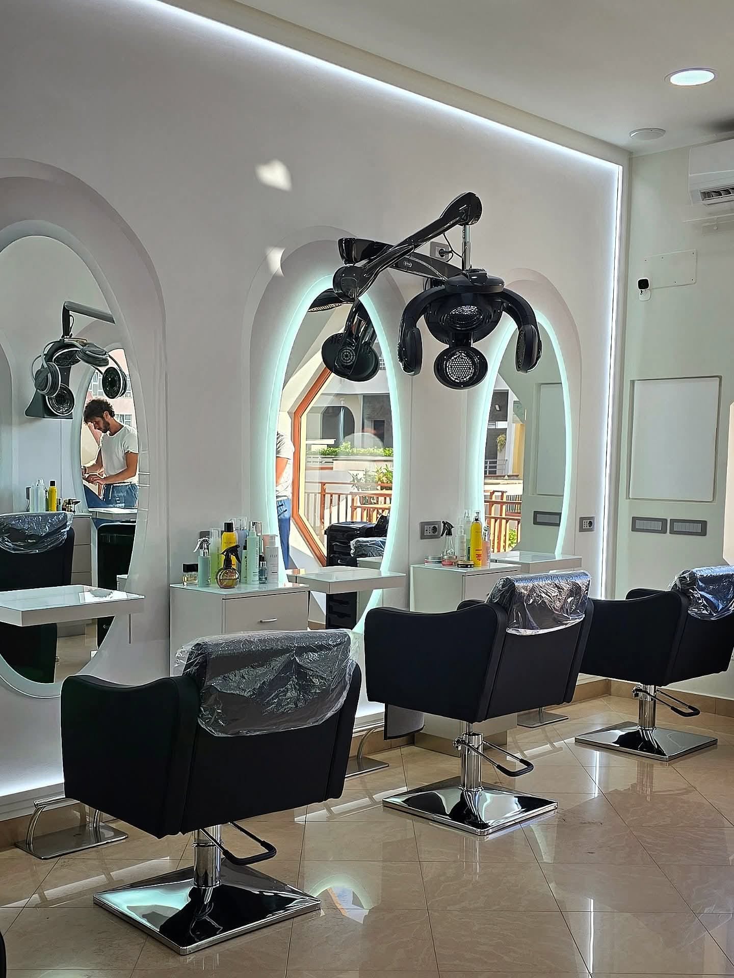 WhatsApp Image 2025-10-02 at 18.33.02 (4).jpeg