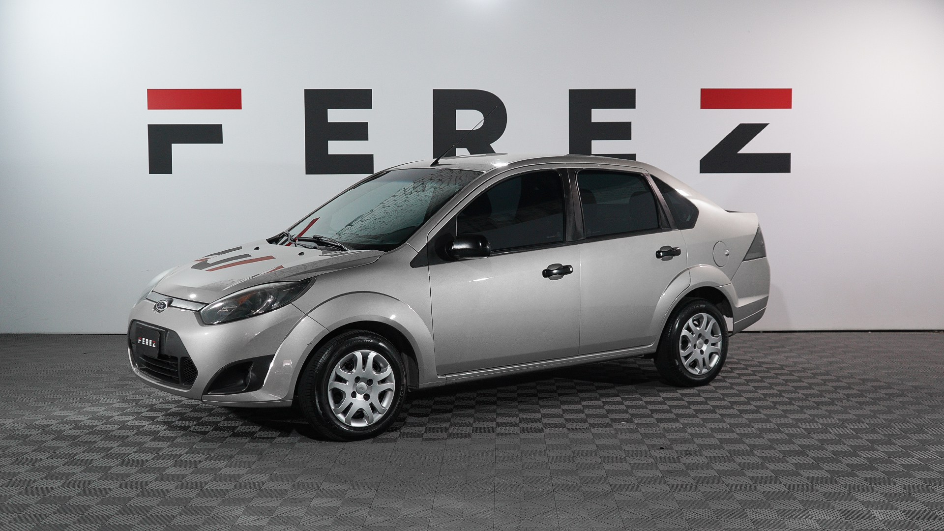 ford FIESTA MAX 1.6 AMBIENTE PLUS MP3