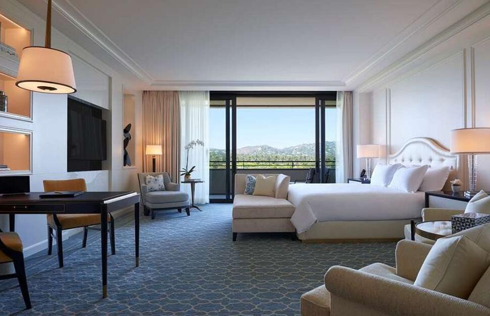 Waldorf-Astoria-Beverly-Hills-9.jpg