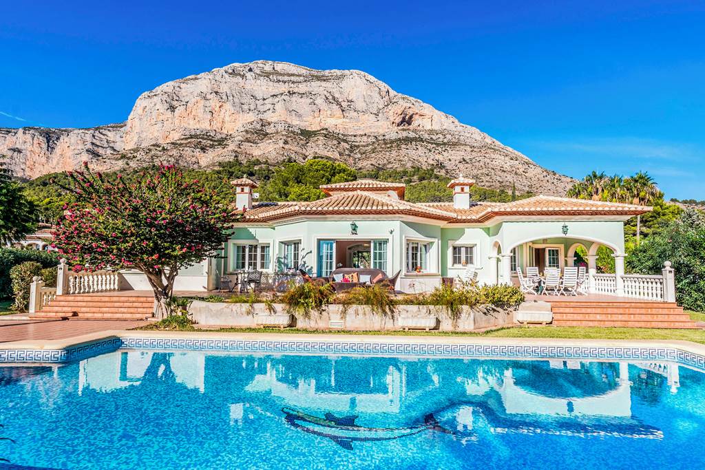 ALC_88956_Villa_Semesa_0125_08.jpg