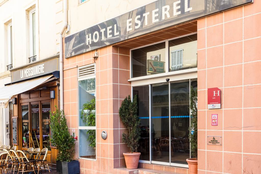 NCE_85350_Esterel_Hotel_0718_06.jpg