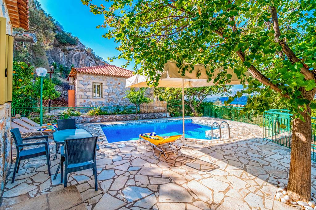 KLX_86889_Villa_Palataki_II_1224_11.jpg