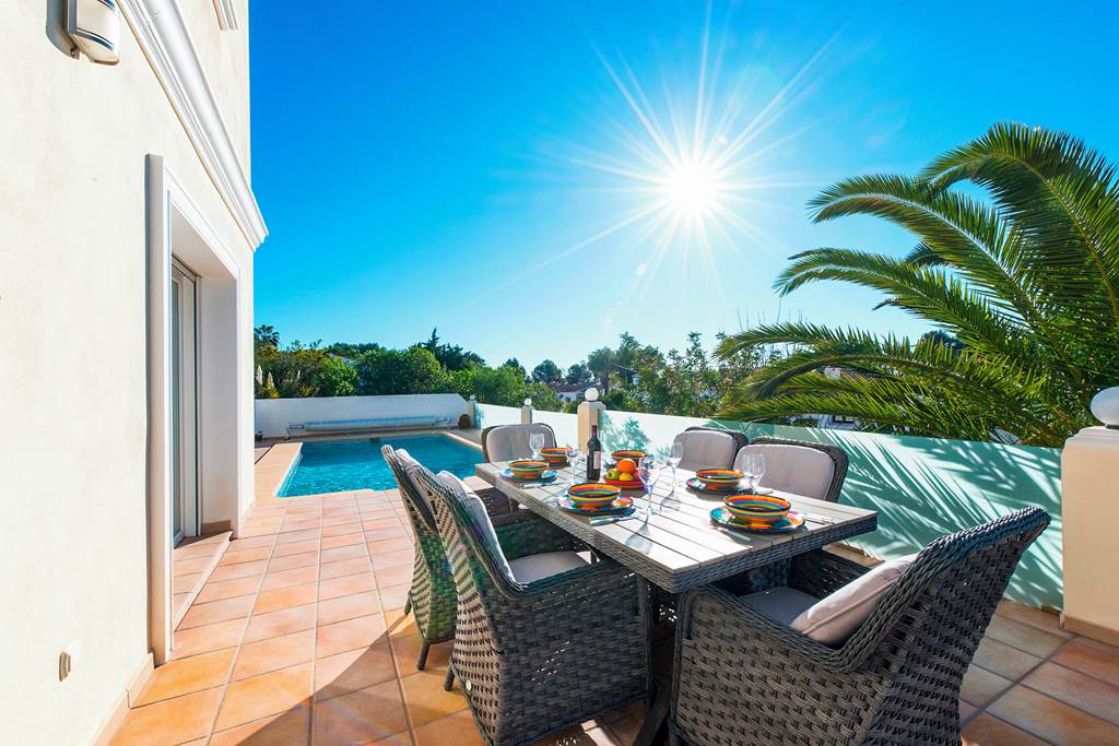 ALC_85319_Villa_Malibu_0323_04.jpg