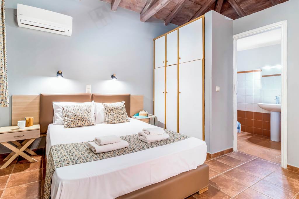 KLX_86889_Villa_Palataki_II_1224_07.jpg