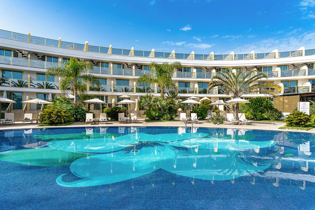 TFS_205_Hotel_Sir_Anthony_0923_02.jpg