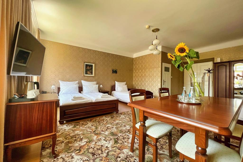 KRK_87676_Hotel_Pollera_0624_05.jpg