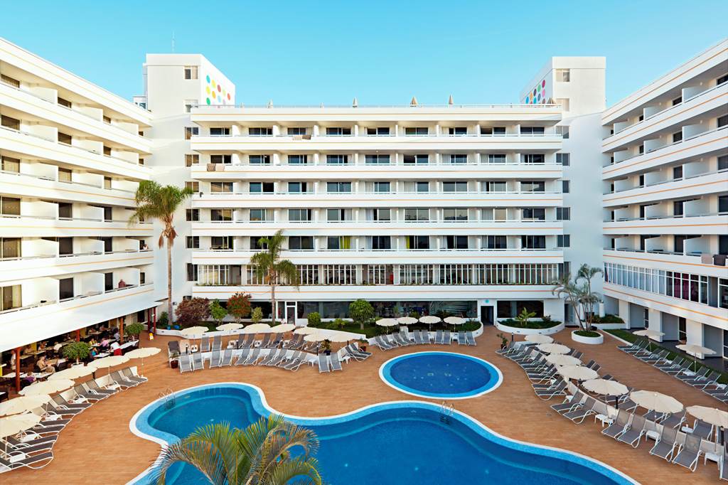 TFS_331_Coral_Suites_&_Spa_0125_07.jpg
