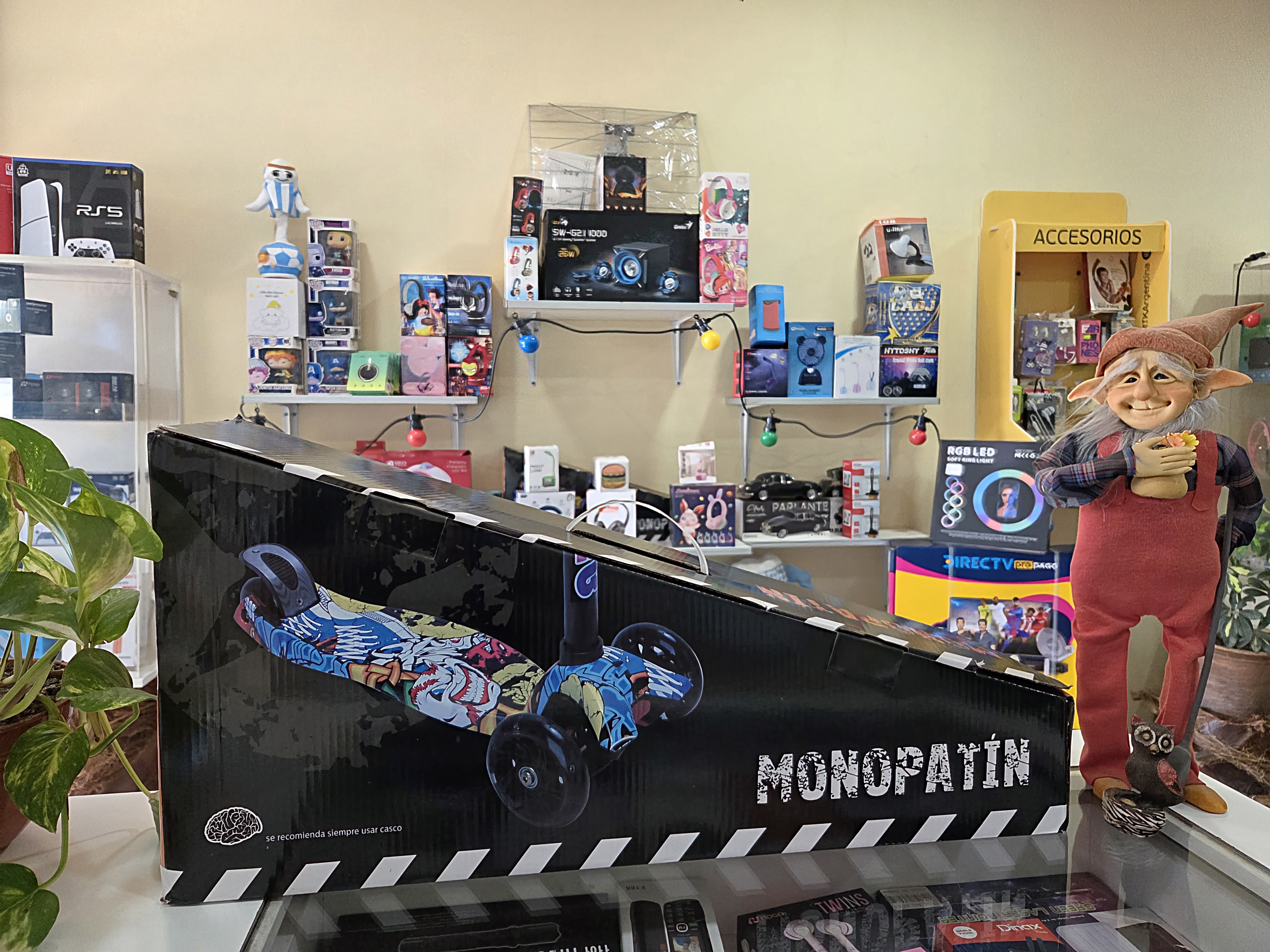 Monopatín 3 ruedas reforzado con luces 1