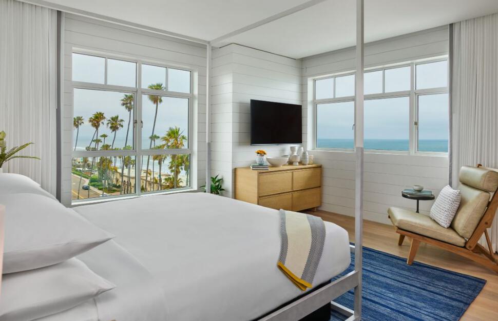 The-Seabird-Resort-7.jpg