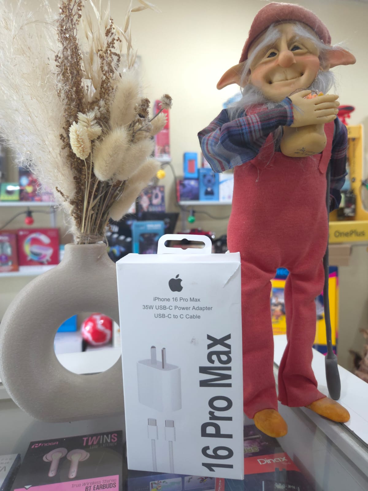 CARGADOR IPHONE 16 PRO MAX 1