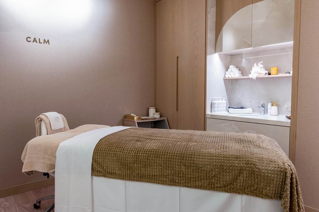 PRG_84880_Andaz_Prague_0123_01.jpg