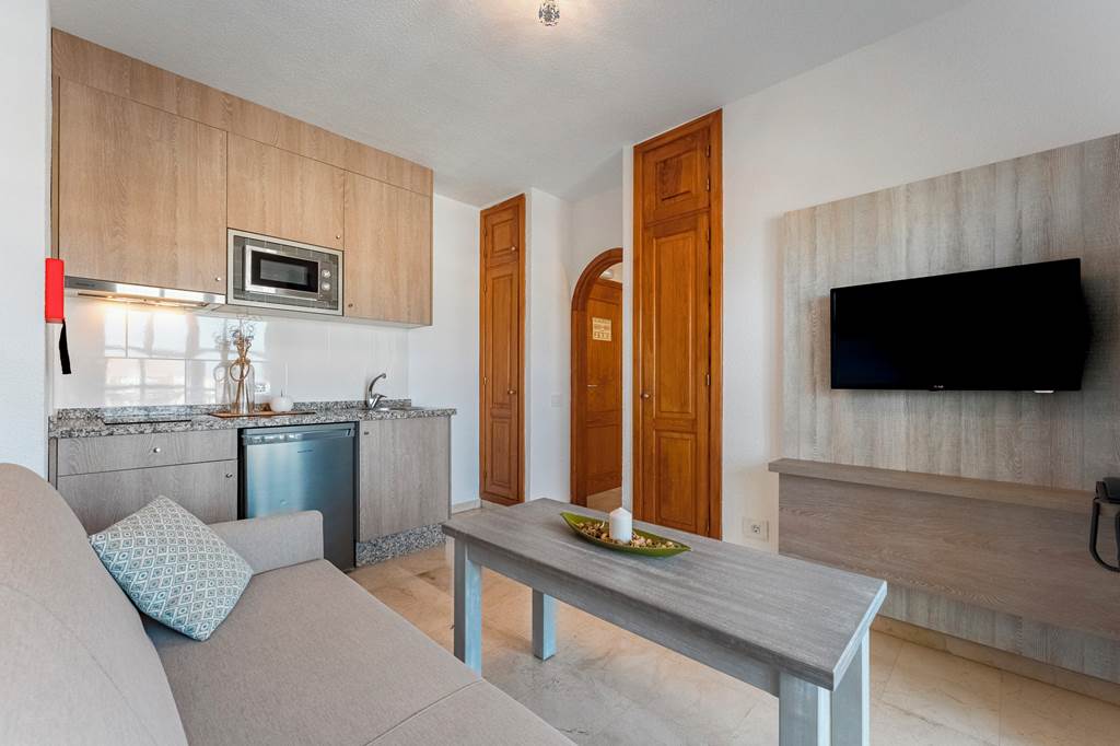 TFS_75870_Klayman_Olivina_Apartments_0822_12.jpg