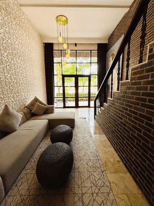 Двухэтажные апартаменты в Onyx Parq Resort, Убуд — 90 м², кухня, сад, топовая инфраструктура, 1800$/мес