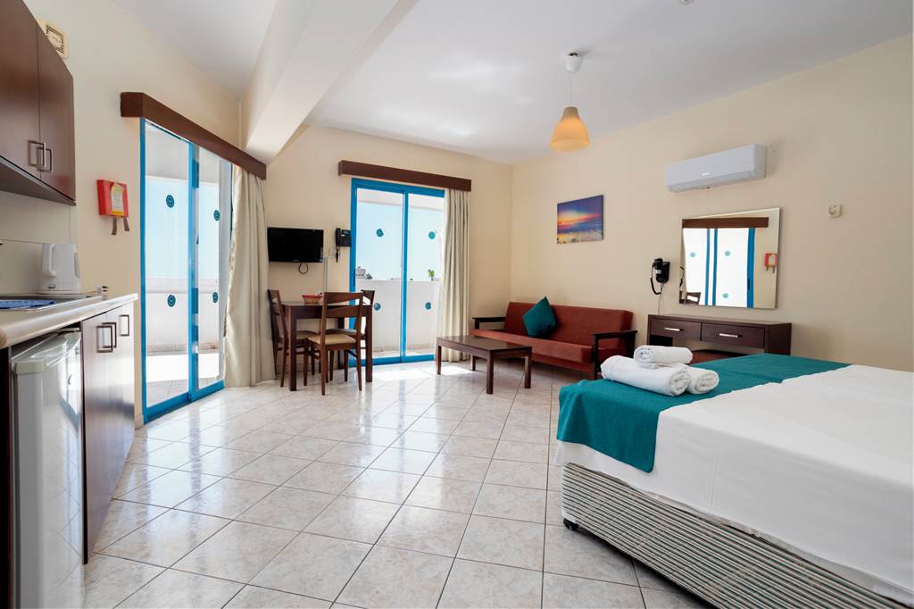 PFO_68787_Kefalonitis_Hotel_Apartments_0824_13.jpg