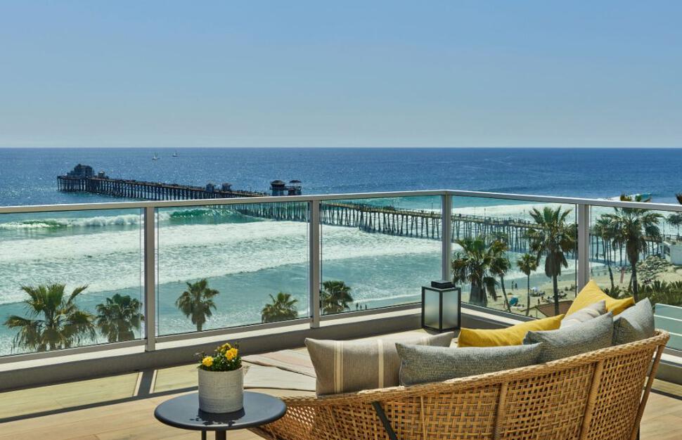 The-Seabird-Resort-5.jpg
