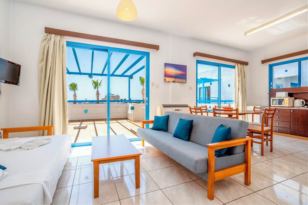 PFO_68787_Kefalonitis_Hotel_Apartments_0824_17.jpg