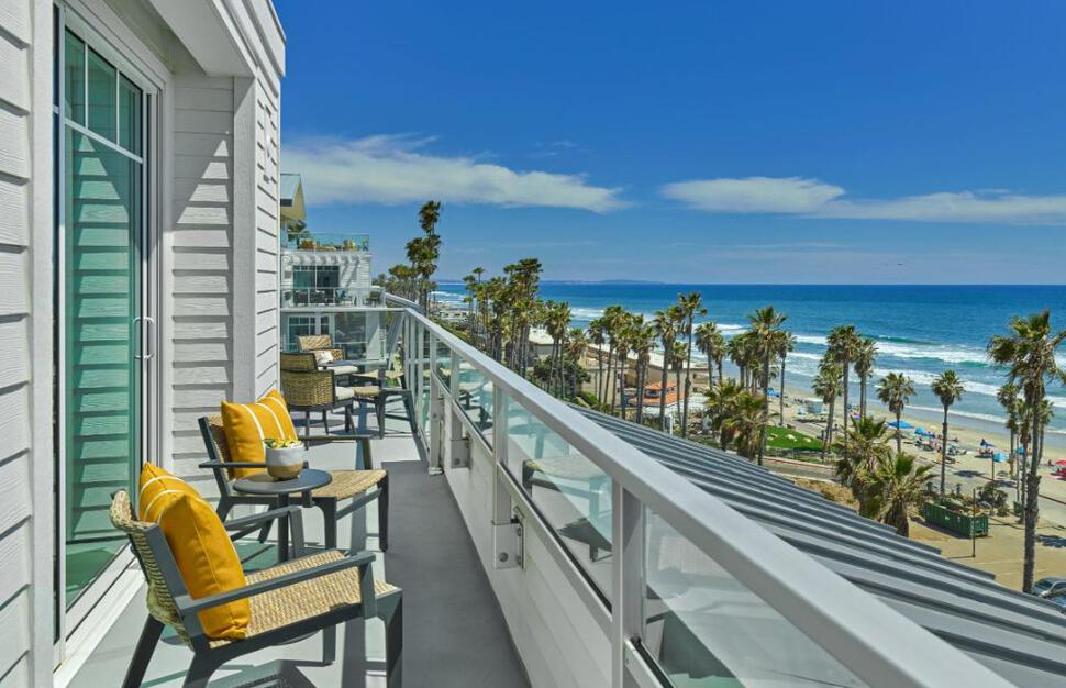 The-Seabird-Resort-14.jpg
